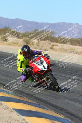 media/Jan-13-2025-Ducati Revs (Mon) [[8d64cb47d9]]/3-B Group/Session 3 (Turn 7 Inside)/